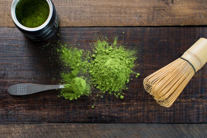 Matcha-tekort dwingt consumenten tot alternatieve Japanse theeën